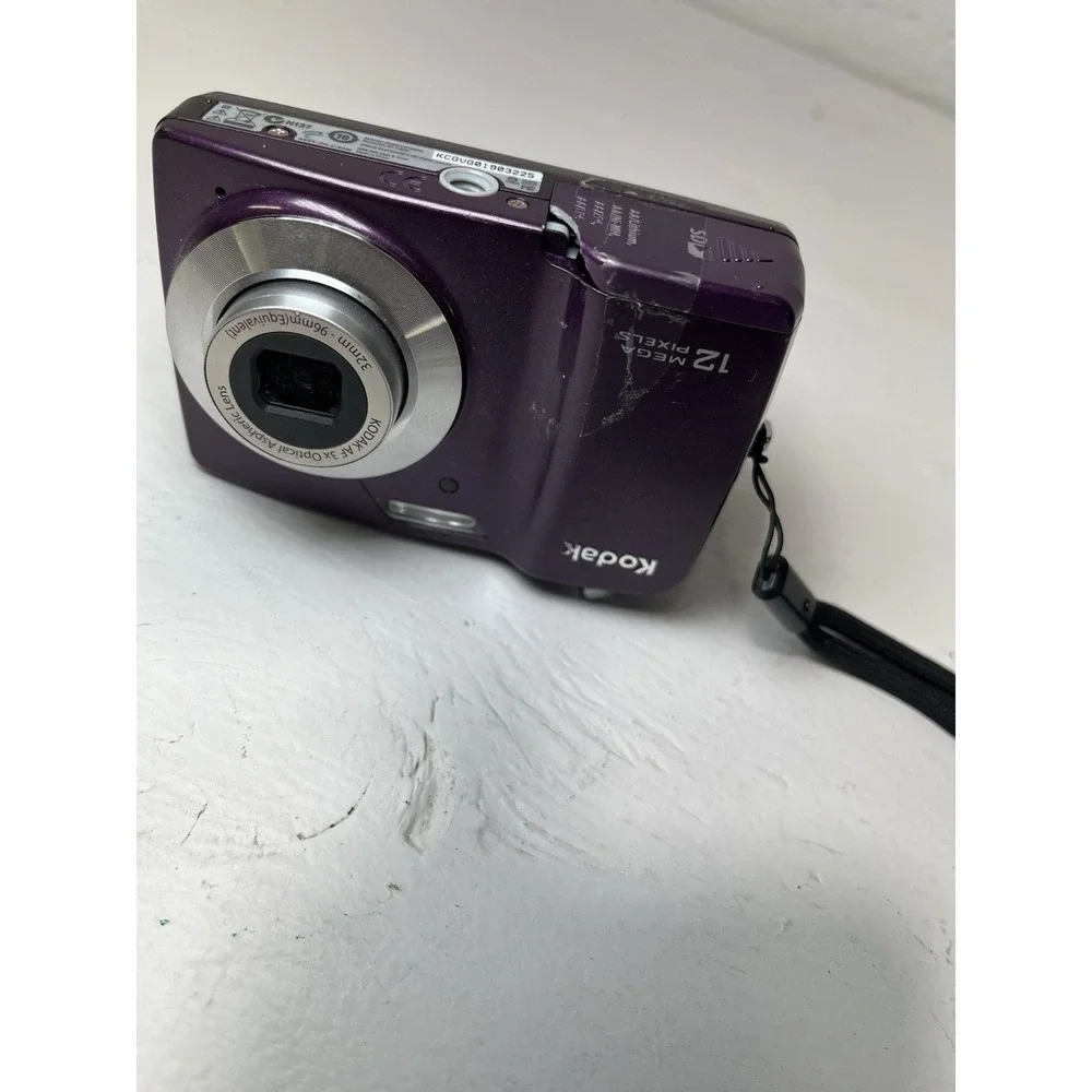 Kodak EasyShare C182 12MP Digital Camera - Purple NON WORKING PARTS Only